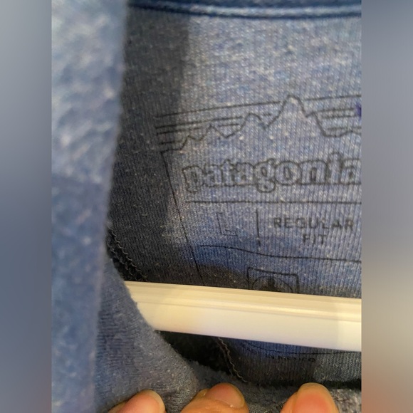 Men’s Patagonia Hoodie Large - Picture 3 of 3